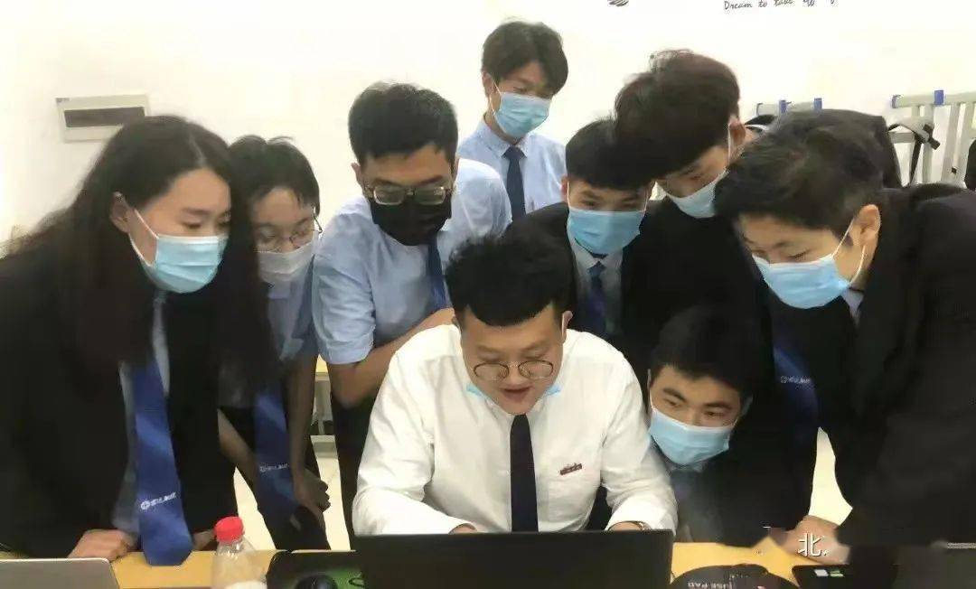 八维教育带你了解什么专业能快速且优质就业