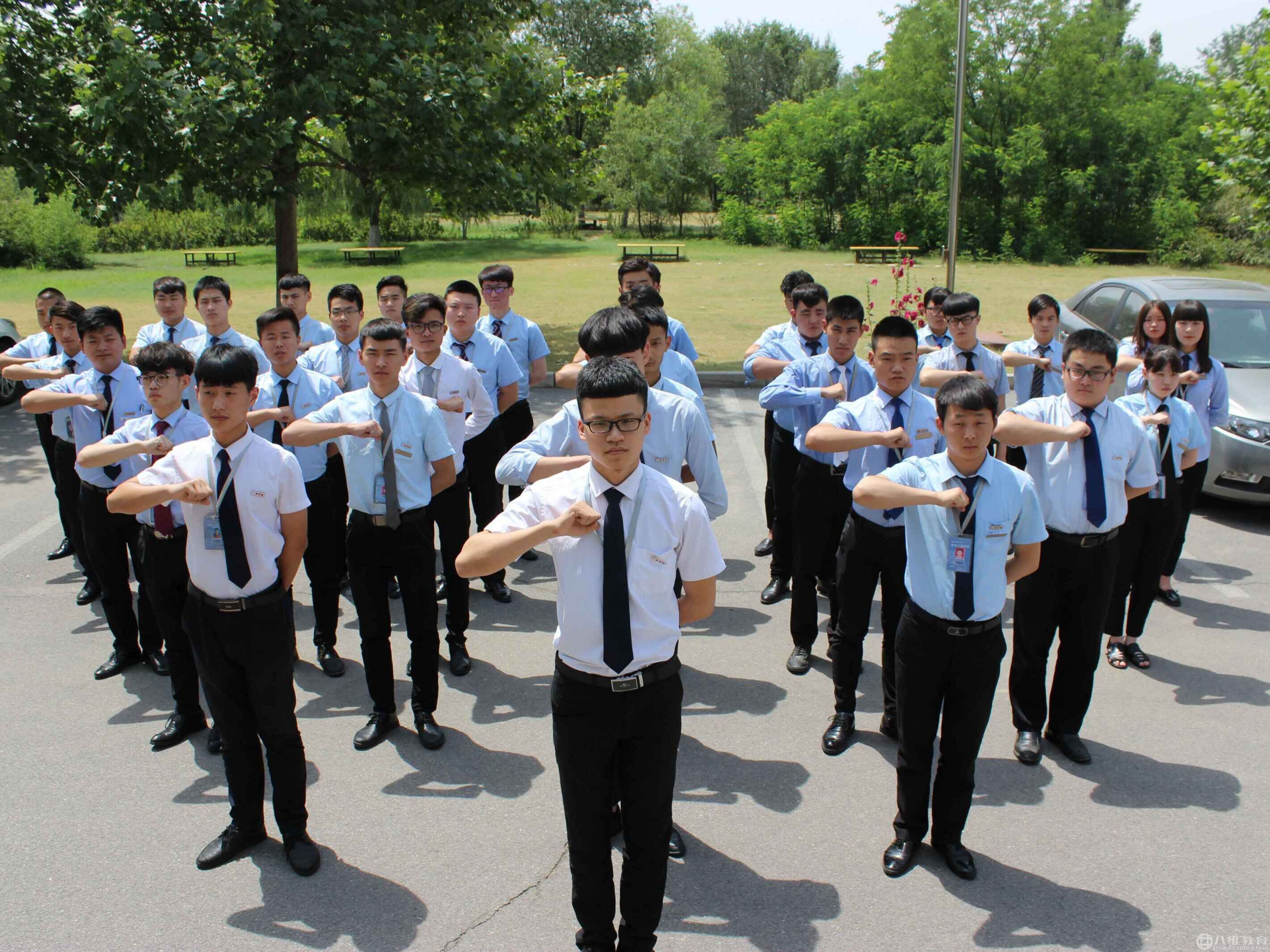 男孩学技术学什么好，看这5个行业有兴趣没