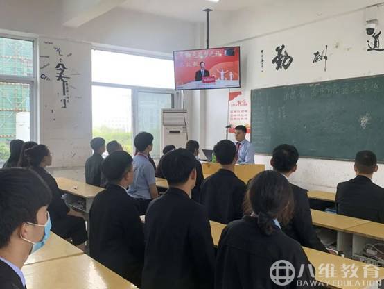 青年红色筑梦之旅，传承红色基因，弘扬抗疫精神
